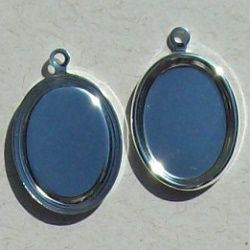 caixa pingente metal com argola oval 14x10mm interno prateado 01 argola. 20 pe�as.